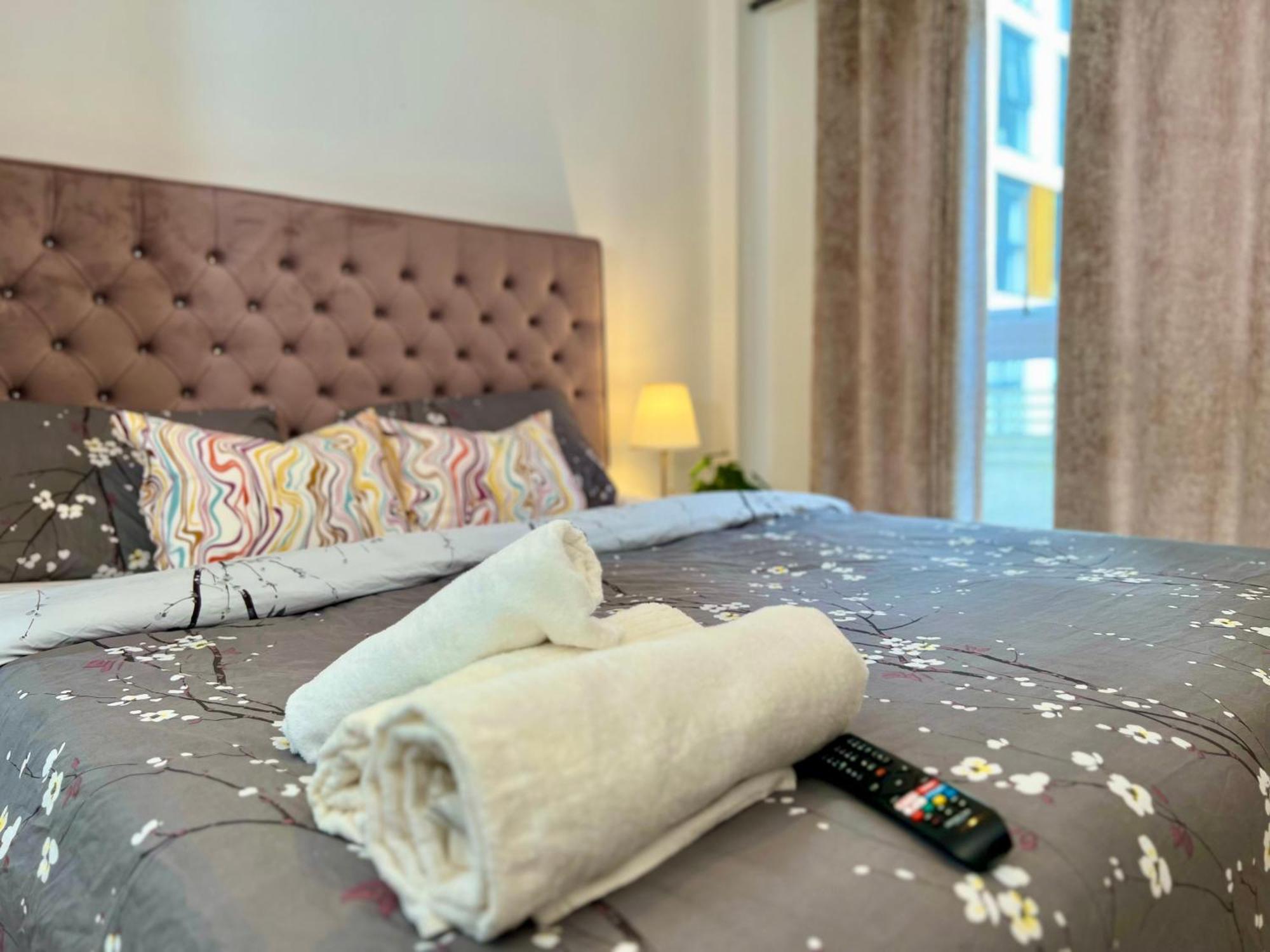 Apartamento Luxury Urban Tranquility At B1 Birmingam Exterior foto