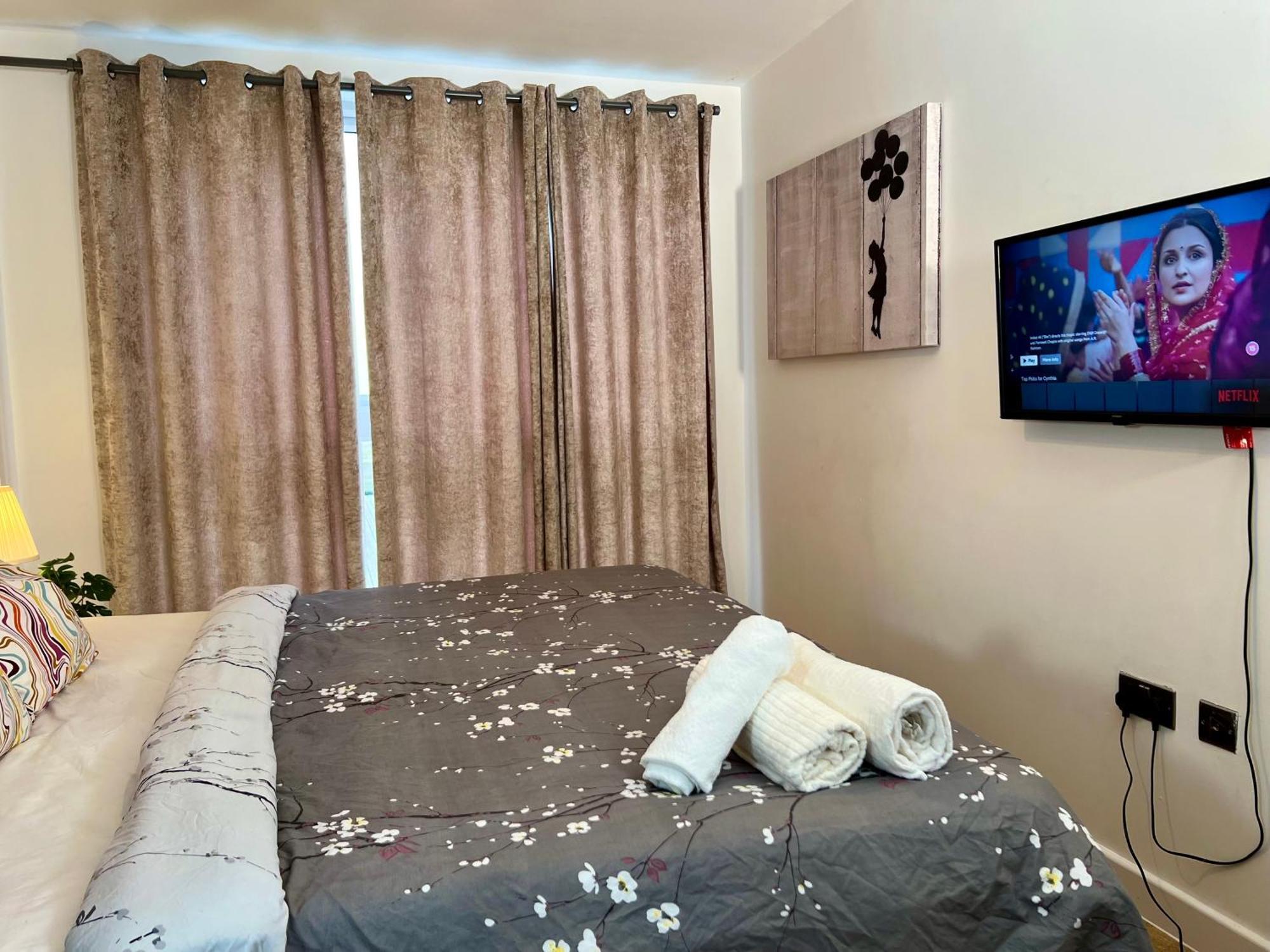 Apartamento Luxury Urban Tranquility At B1 Birmingam Exterior foto