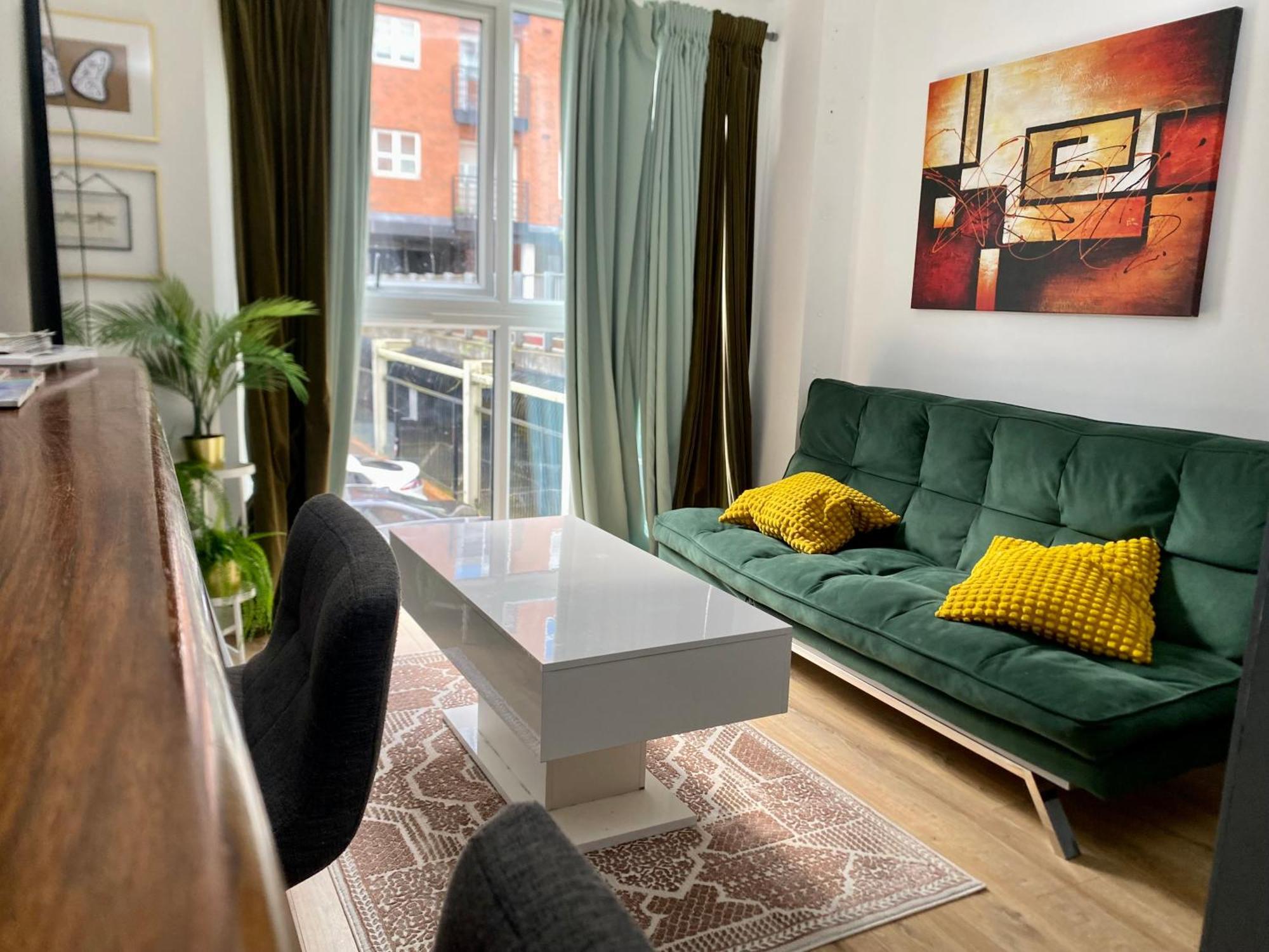 Apartamento Luxury Urban Tranquility At B1 Birmingam Exterior foto