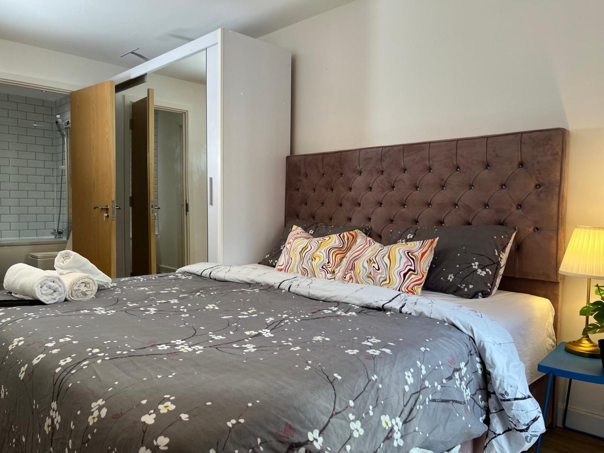 Apartamento Luxury Urban Tranquility At B1 Birmingam Exterior foto